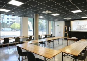 La Coursive à Dijon,  un lieu ouvert pour travailler, se rencontrer, se former, se cultiver, créer...